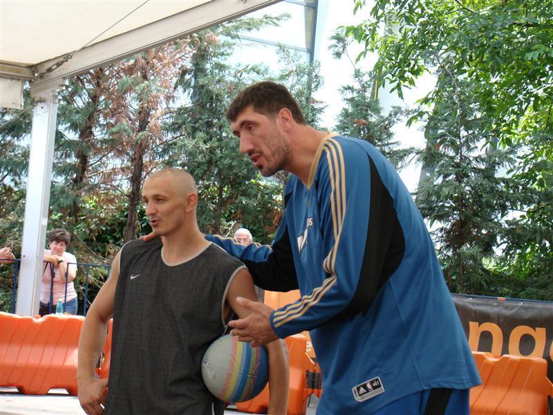 Ghiţă Mureşan revine la Cluj ca să-i înveţe pe copii să joace baschet