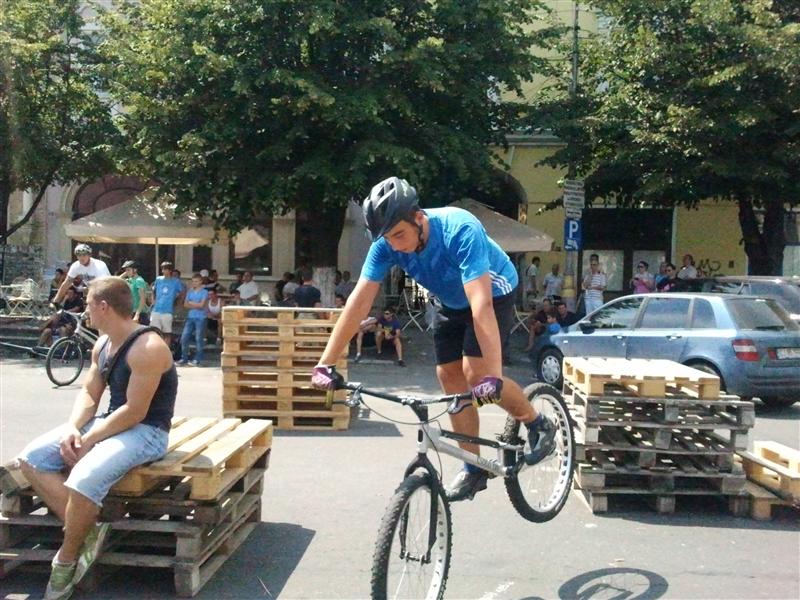 Cei mai buni bikeri din ţară se întrec la Cluj FOTO / VIDEO