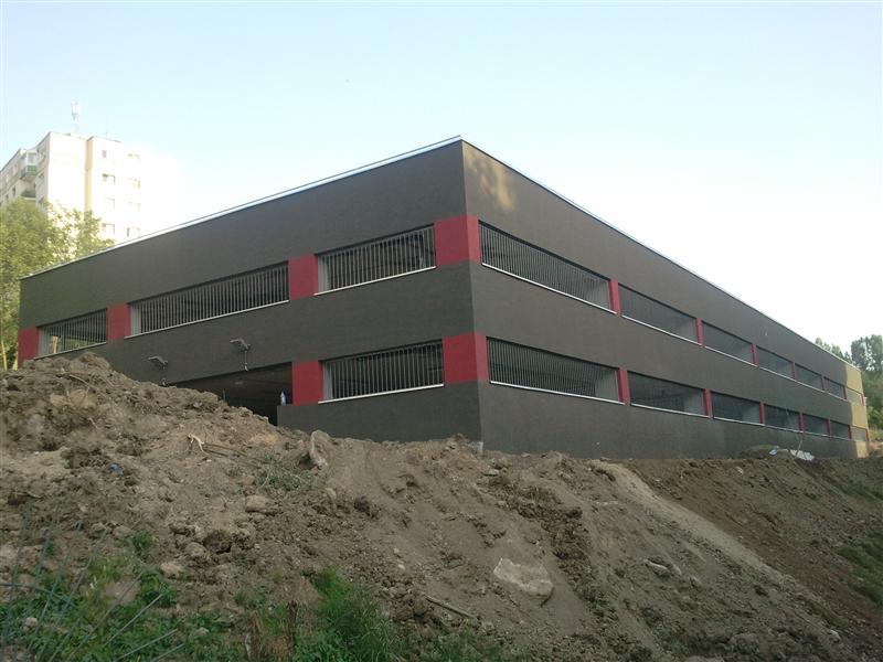 Parking-ul de pe Mehedinţi, inaugurat mâine