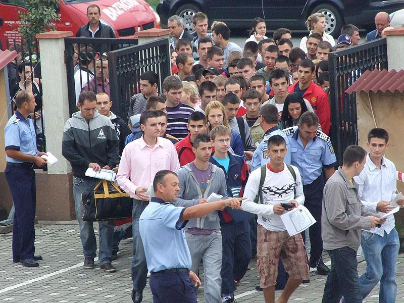 Concurenţă mare la şcoala de poliţie din Cluj: 9 candidaţi pe un loc