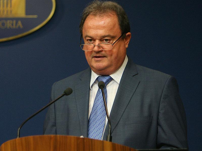Blaga: Parlamentarii PDL vor fi prezenţi la plen, avem şapte absenţe, din care patru absolut motivate
