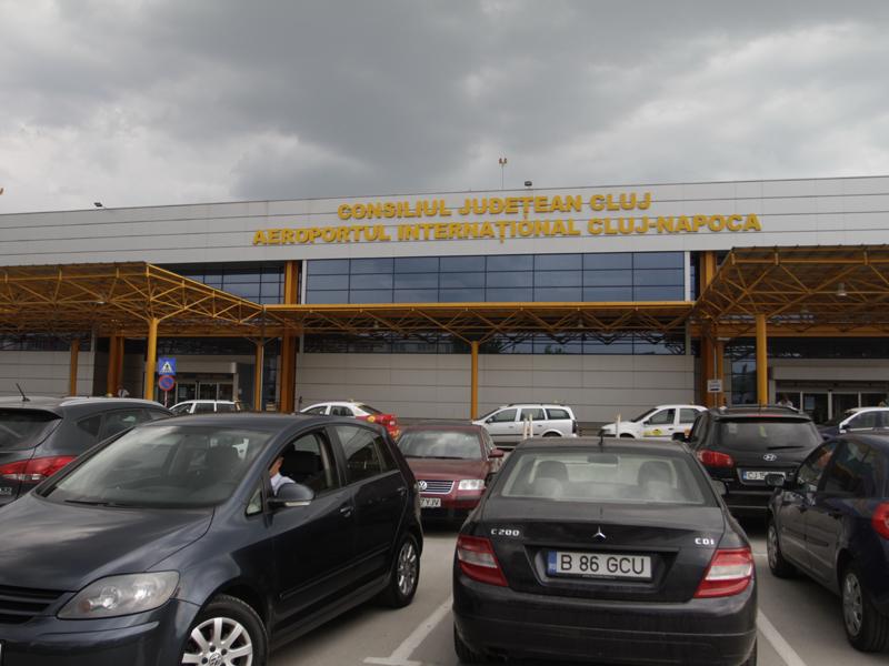 Dezbatere pentru botezarea aeroportului din Cluj