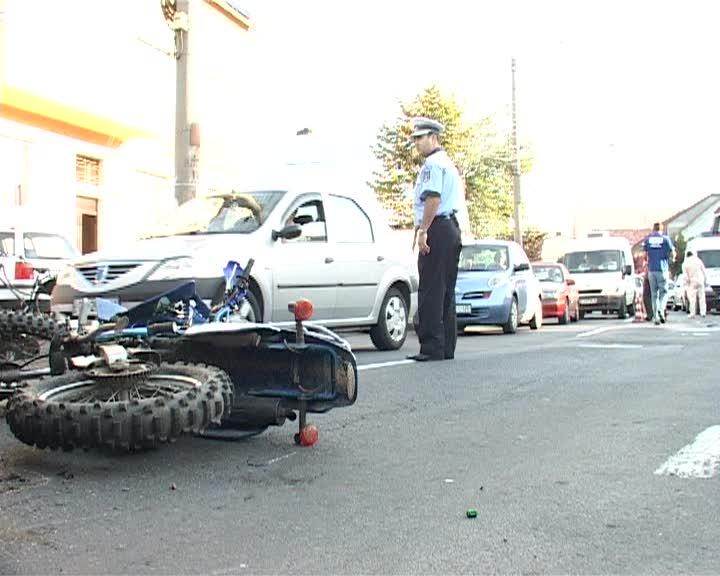 Motociclist rănit într-un accident în centrul Clujului VIDEO