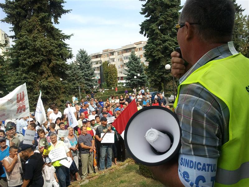 E oficial: Mechel a notificat autorităţile că va concedia 800 de angajaţi