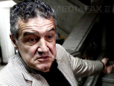 Becali: Pivniceru să nu-l pună şef DNA pe Claudiu Dumitrescu, care a instrumentat dosarul 