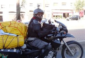 Bloggerul clujean care parcurge Africa singur pe motocicletă a traversat o treime din traseu. Urmează Nigeria, 