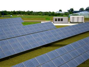 UTI şi EFACEC Group vor realiza cel mai mare parc fotovoltaic din România