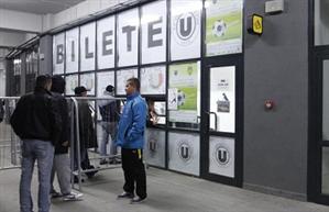 Reduceri de 50% pentru elevi, studenţi şi pensionari, la trei sectoare din Cluj Arena, la „U