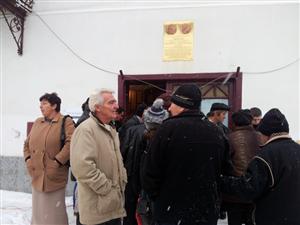 Referendumul privind proiectul minier de la Roşia Montană, invalidat din cauza prezenţei scăzute