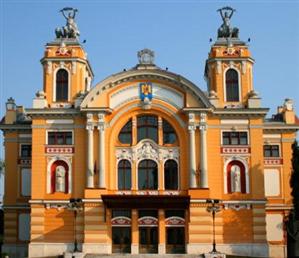 Publicul se înghesuie la premiera Operei din Cluj: spectacolul e duminică, biletele sunt epuizate de două săptămâni