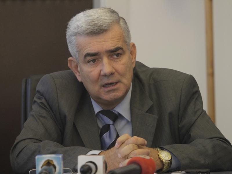 Parlamentarii clujeni, invitaţi la o dezbatere despre învăţământ la ISJ