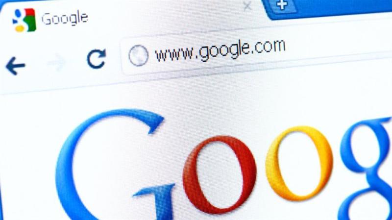 Google, dat în judecată de peste 100 de persoane, pentru monitorizarea telefoanelor şi computerelor