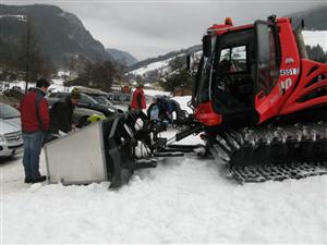 Ardelenii pleacă la deszăpeziri în Austria