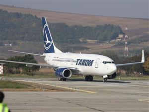 Protest spontan al unor angajaţi Tarom, nemulţumiţi de neprelungirea licenţelor pe partea tehnică