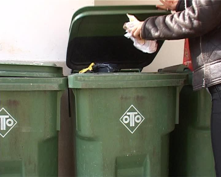 Viaţa e tot mai scumpă la Cluj. S-au scumpit taxele şi salubritatea, vezi ce scumpiri te mai aşteaptă VIDEO