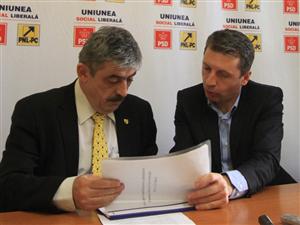 Uioreanu îl trimite pe Petran la municipiu şi se pregăteşte să atace funcţia lui Nicoară