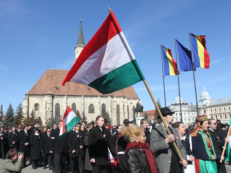 Ce vrea UDMR pentru Constituţie: fără stat naţional şi maghiara - limbă regională