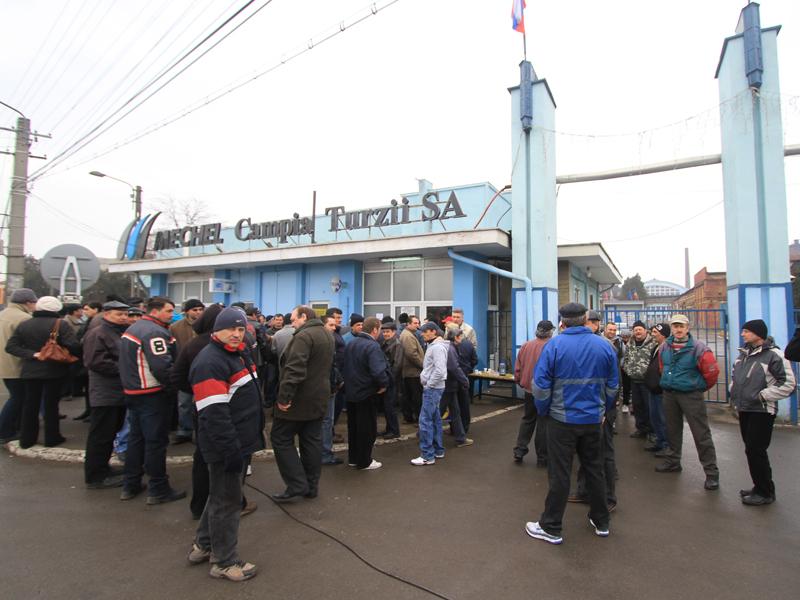 Mechel, dat în judecată: oamenii încep greva foamei