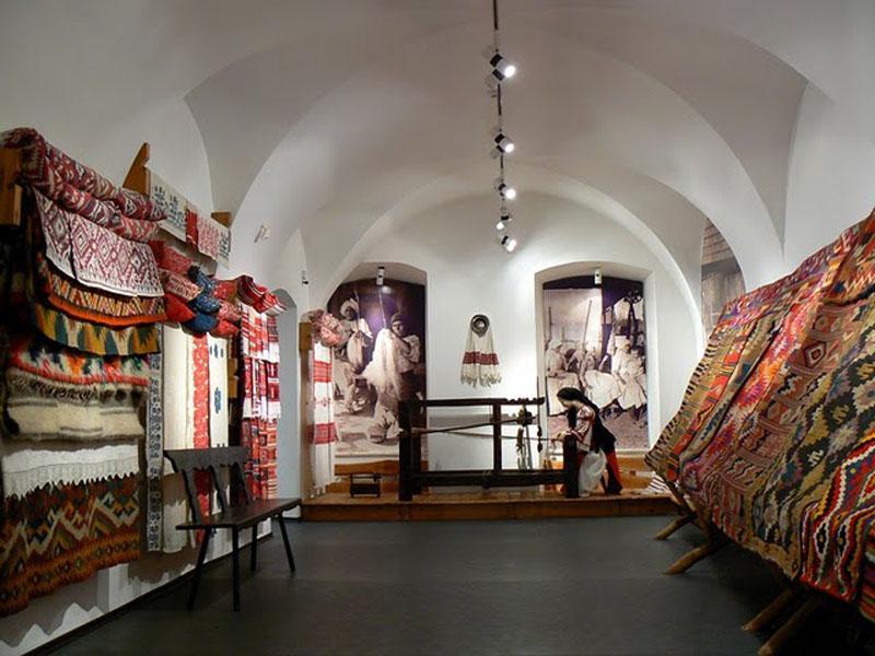 145.000 de lei publici de la Fondul Cultural Naţional pentru Muzeul Etnografic. Pe ce merg banii