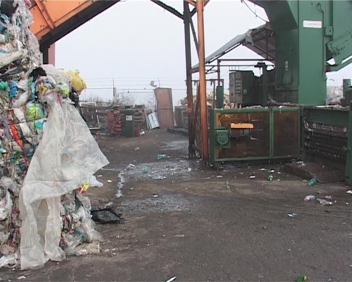 Platforma de stocare temporară a gunoaielor din Cluj, închisă timp de câteva zile. Ce soluţie au găsit firmele de salubrizare VIDEO