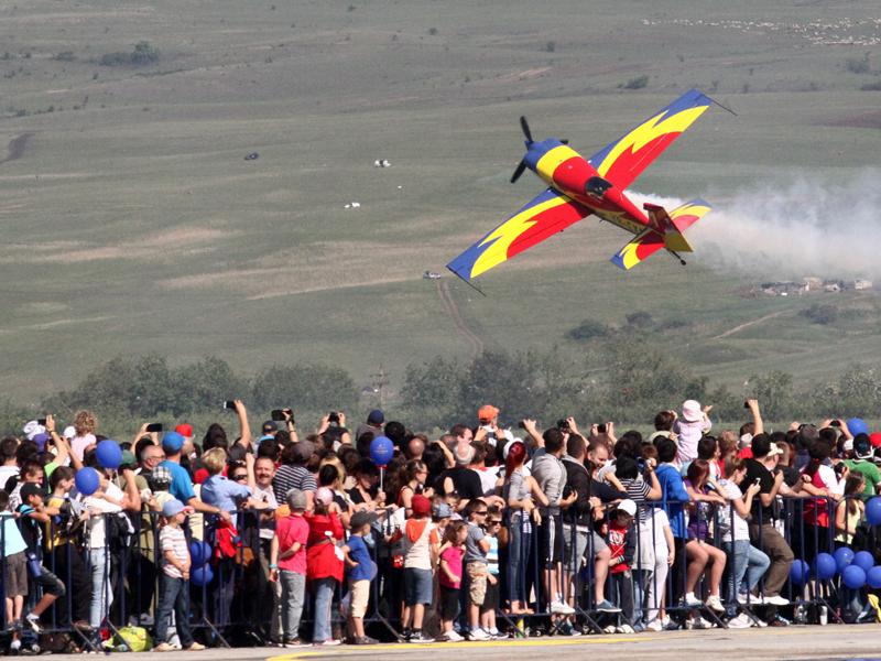 2.000 de persoane la mitingul aviatic de la Aeroportul Cluj GALERIE FOTO/VIDEO