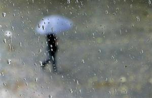 Ploi torenţiale, vânt şi grindină în toată ţara, de miercuri până vineri dimineaţă