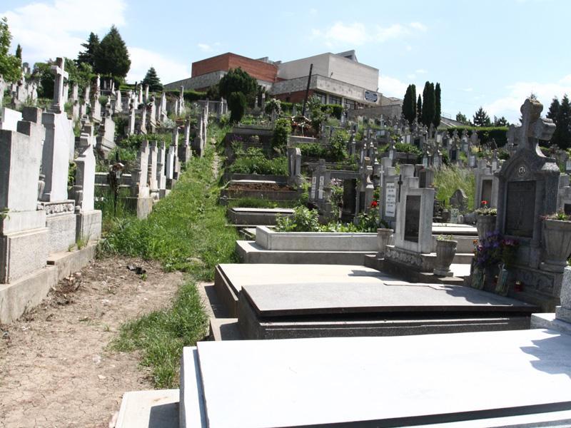 Omorât în bătaie în Cimitirul Mănăştur. Criminalul a ajuns după gratii