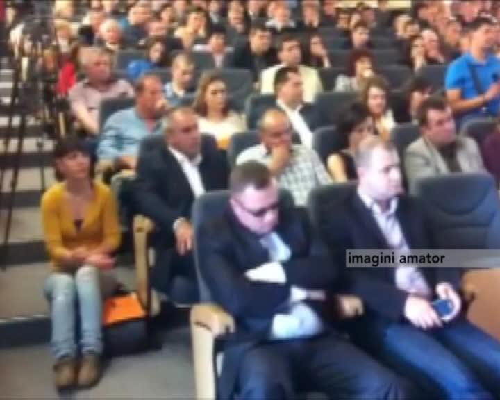 A adormit la discursul lui Blaga VIDEO