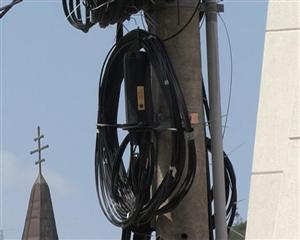 Clujul Capitală Culturală Europeană se zbate în încâlceala cablurilor