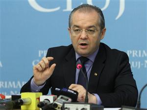 Măsuri “anti-criză” la primăria lui Boc: restanţierii, scutiţi de penalităţi
