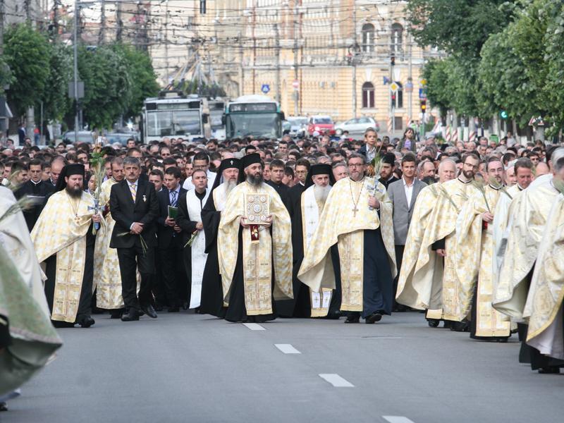Procesiunea de Rusalii, duminică, prin centrul Clujului 
