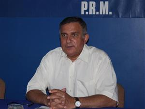 Gheorghe Funar, ales preşedinte al PRM. Corneliu Vadim Tudor, exclus din partid