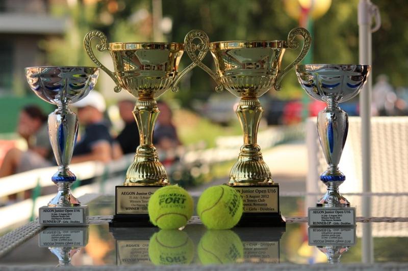 Pe terenurile de la Winners a început un turneu de tenis rezervat juniorilor