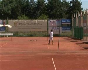 Oameni de afaceri din mai multe ţări, la un turneu de tenis la Cluj VIDEO