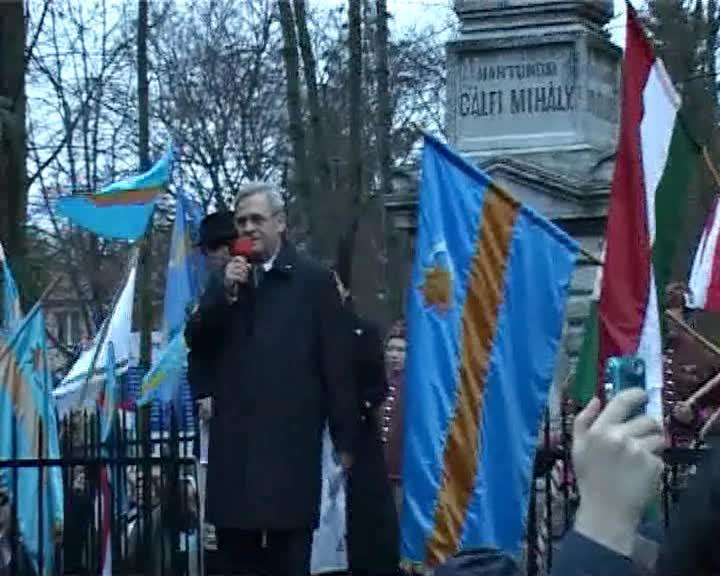 Partidele maghiarilor din Ardeal iau apărarea lui Tokes, care a cerut protectoratul Ungariei. Ce argumente au