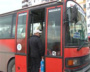 Nemulţumiţi că traseele lor sunt eliminate din zona metropolitană VIDEO