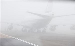 Aeroportul din Cluj, afectat de ceaţă: curse redirecţionate spre Bucureşti şi Târgu Mureş