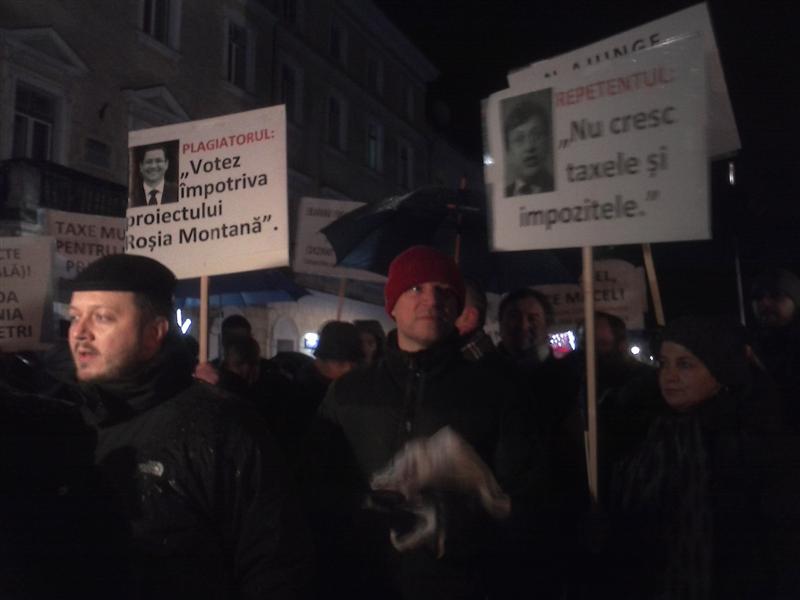 Miting de protest la Cluj împotriva guvernării USL FOTO