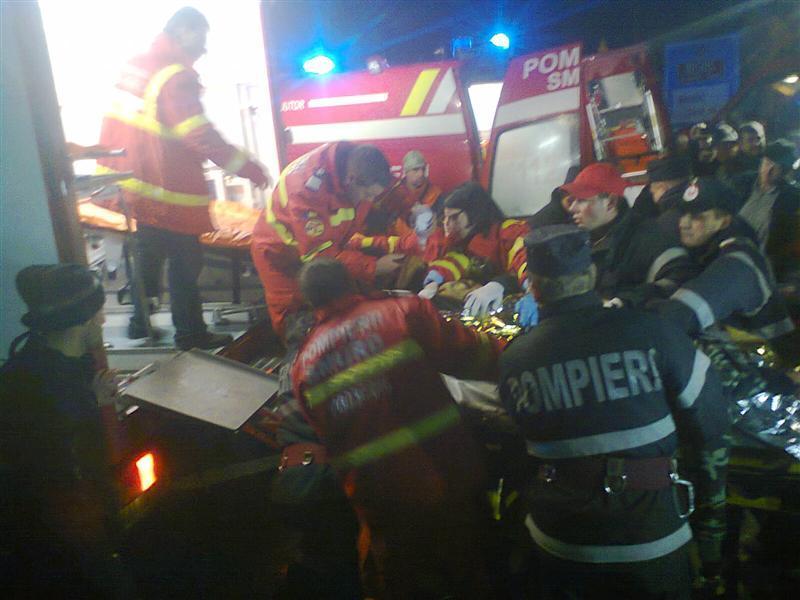 Copilotul rănit în accidentul din Apuseni a fost operat din nou, la şold VIDEO