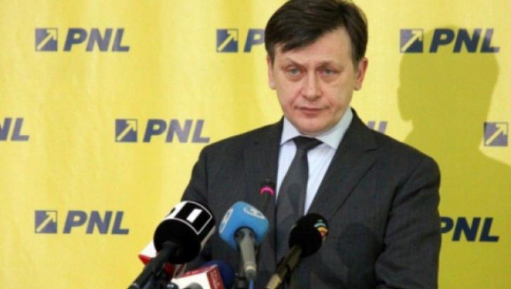 PNL schimbă patru miniștri