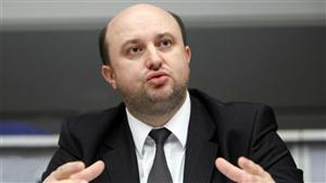 Fostul ministru al Finanţelor Chiţoiu, acuzat de constituirea unui grup infracţional