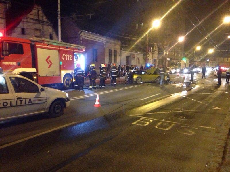 Accident în centrul Clujului, noaptea trecută: o femeie beată cu BMW a rănit 3 persoane FOTO / VIDEO