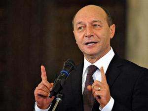 Băsescu: Experienţa lui Manda e la Casa studenţilor Craiova, unde calculul e valoarea biletelor