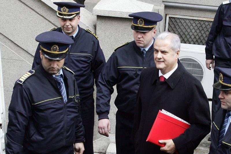 Adrian Năstase va fi eliberat din penitenciar