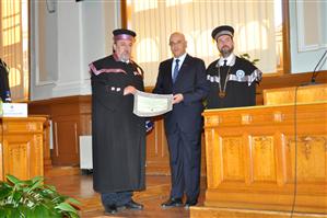 Raed Arafat a primit titlul de Profesor Honoris Causa al UBB Cluj