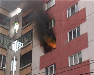 Incendiu cu două victime, la un apartament din Cluj