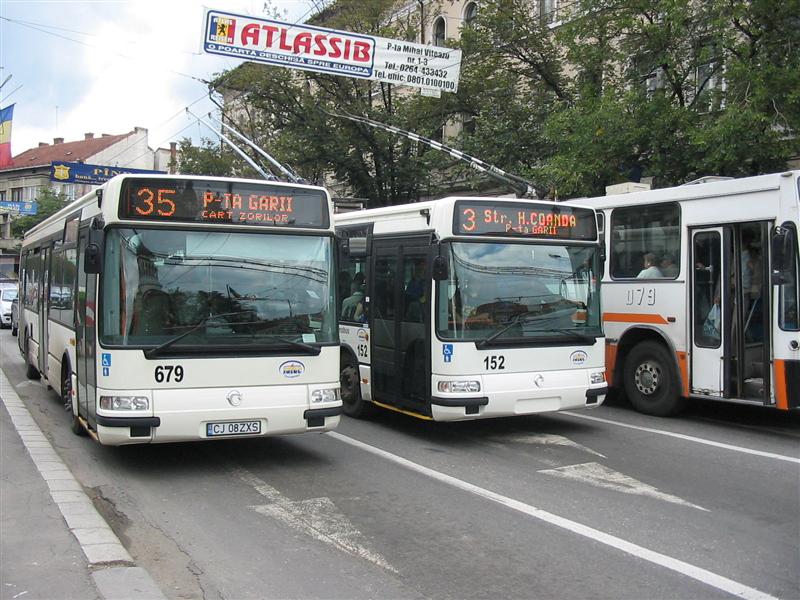 Boc vrea autobuze metropolitane la Turda. Ironii de la ARR: A fost premier, cine ştie ce planuri are?