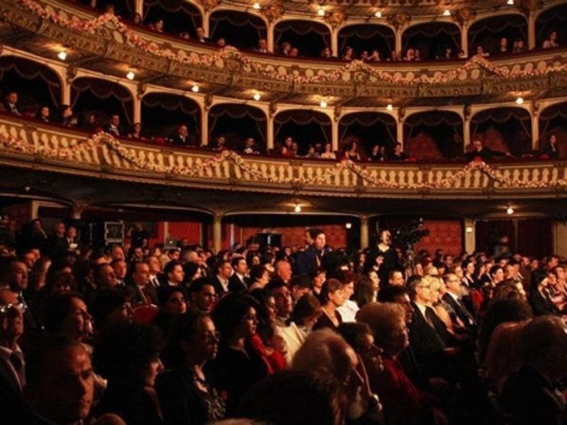 Lacrimi de râs şi de plâns. Programul spectacolelor Teatrului Naţional, pe noiembrie