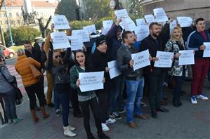 Protestatarii de la Cluj au obţinut aprobarea Primăriei. Care va fi traseul manifestaţiei