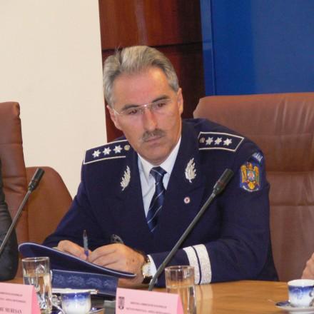 Şefii Poliţiei bistriţene, reţinuţi de DNA Cluj. Sunt acuzaţi de fapte grave de corupţie